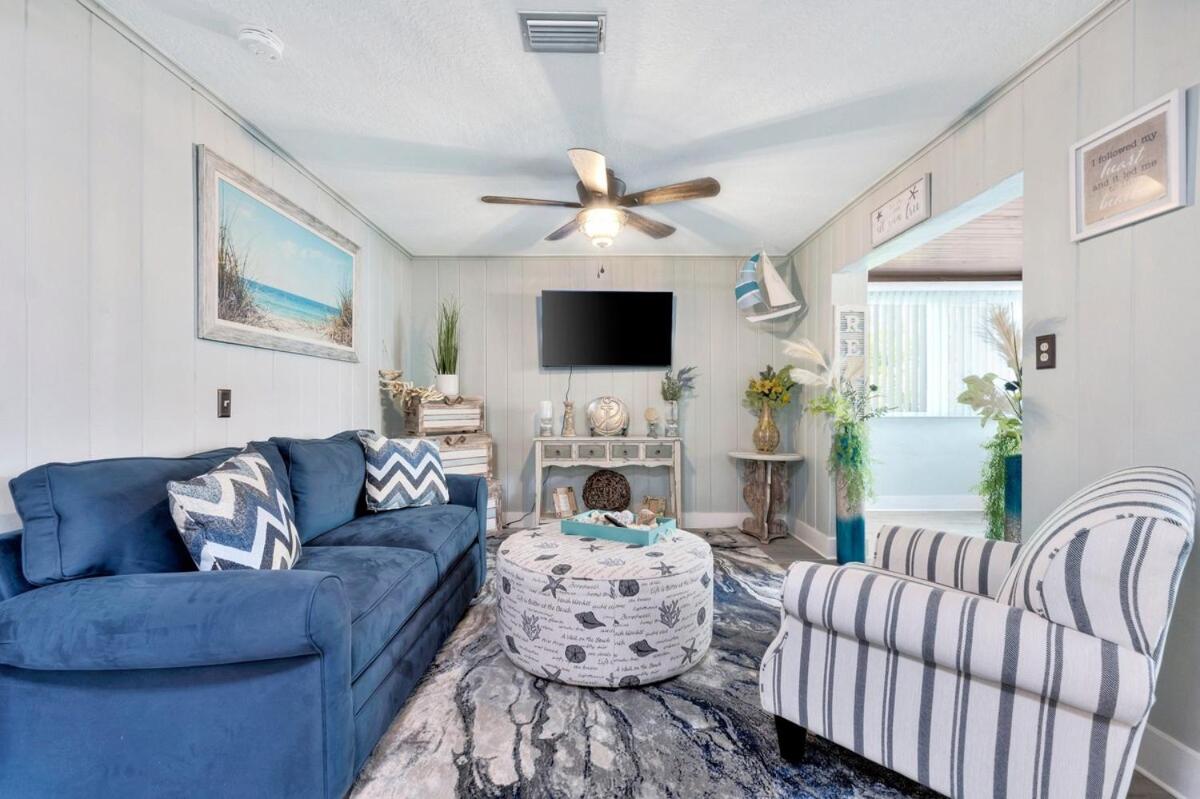 Treasure home in St-Pete Beach - Chambres d'hôtes St. Pete Beach