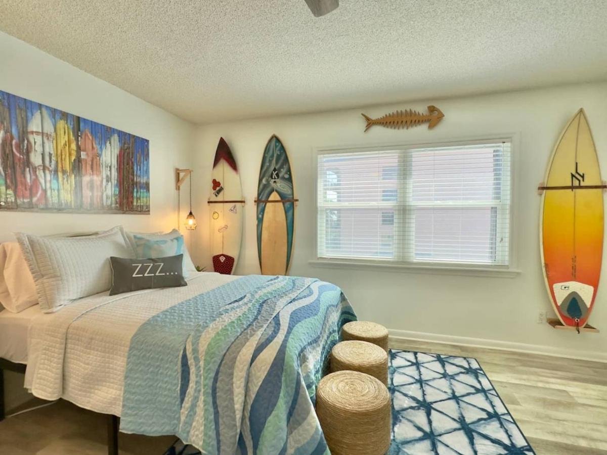 Pier Pressure Beachfront Wpool - Bed and Breakfast Cocoa Beach