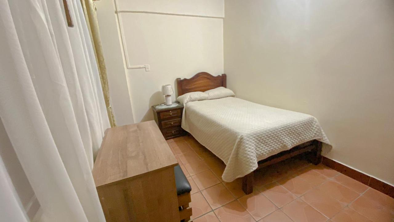 Eenpersoonskamer met Eigen Badkamer