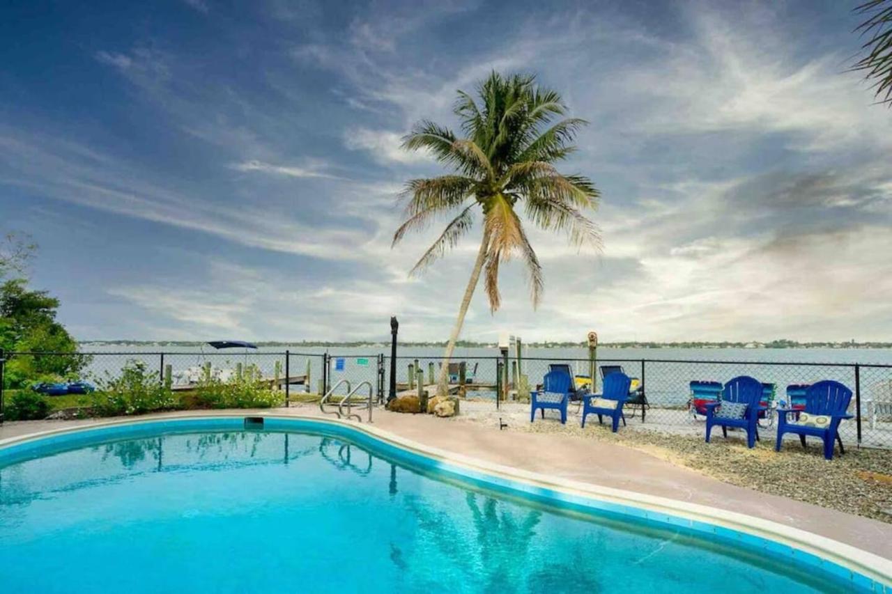 Great after Milton-Gorgeous Waterfront! io - B&B Englewood