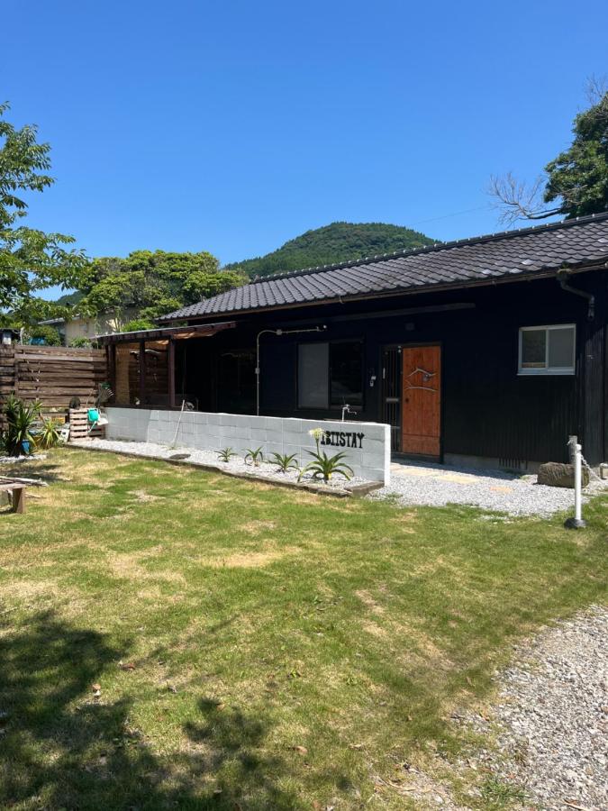 Beachside Villa - IBII STAY - BBQ and Bon fire,surfing,fishing - B&B