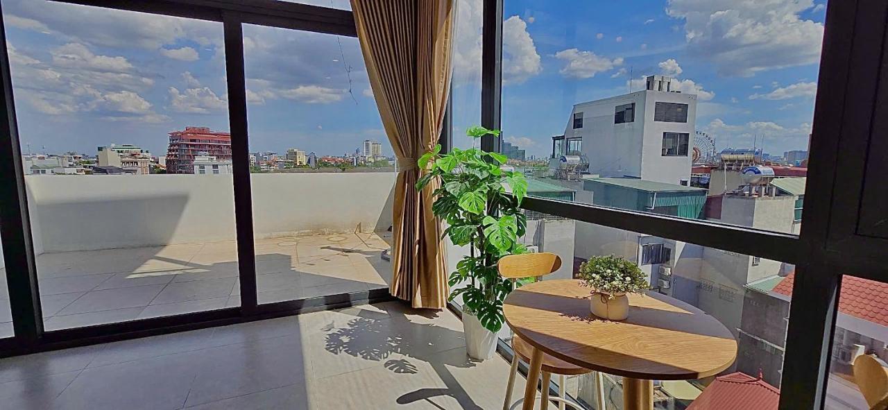 Estudio con terraza