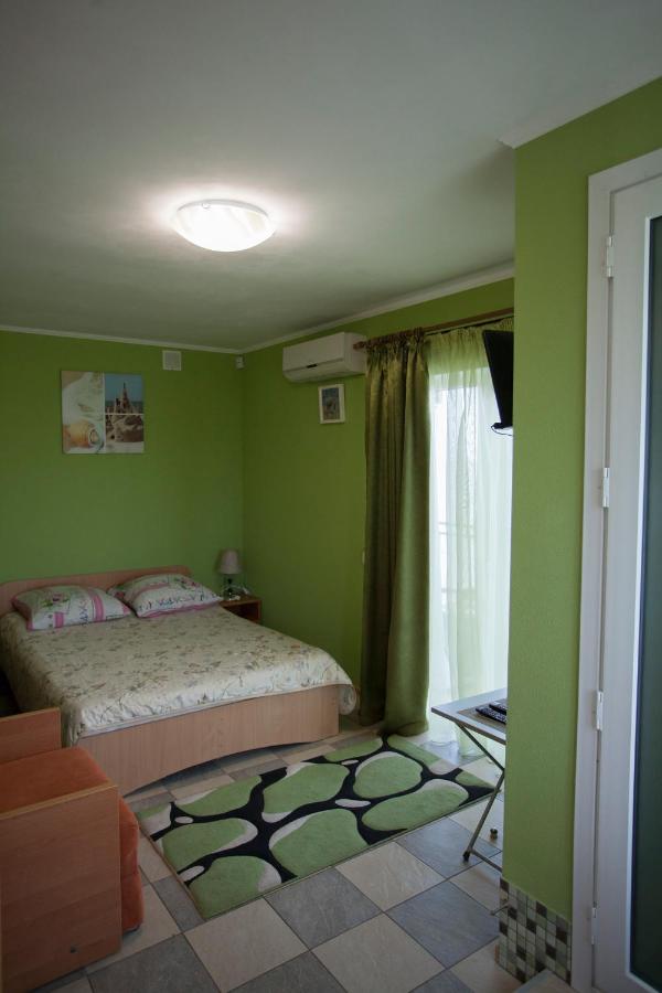 Classic Quadruple Room