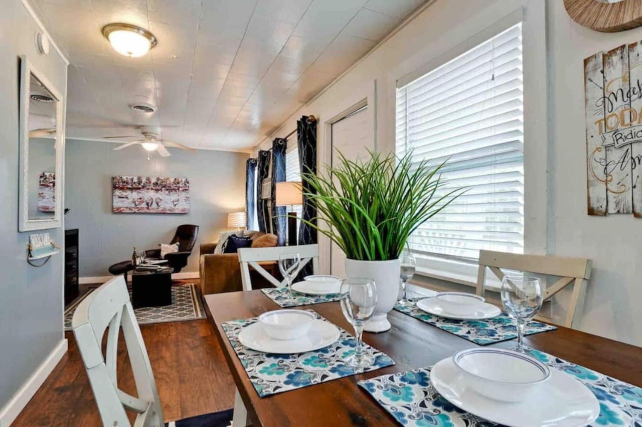 Great After Milton -pool & Waterfall! Beach! Im - B&B