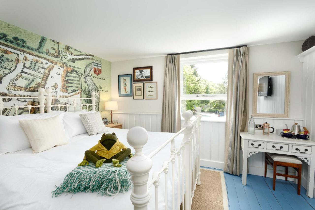 Deluxe Plus with Balcony