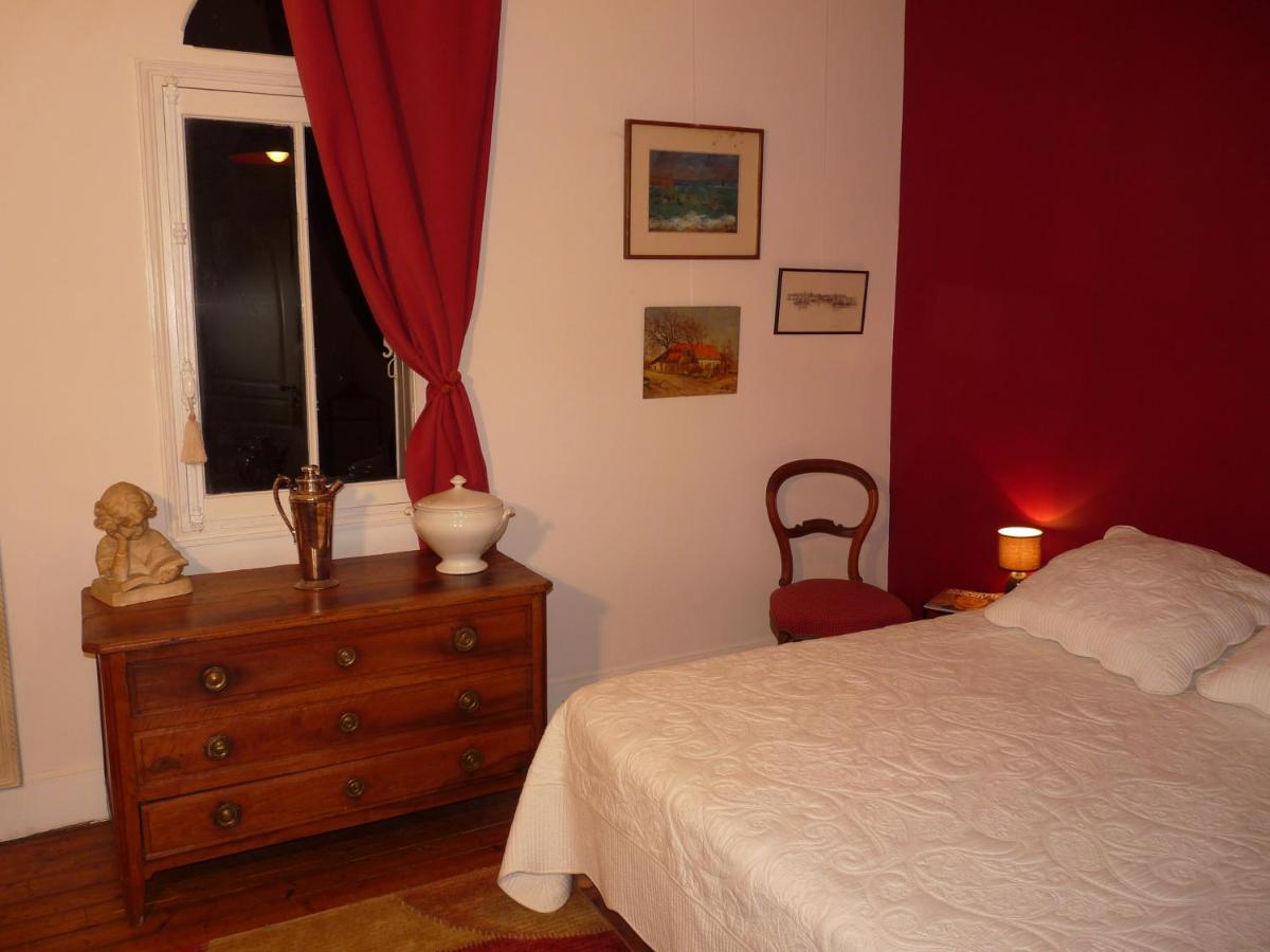 Kamer met Queensize Bed