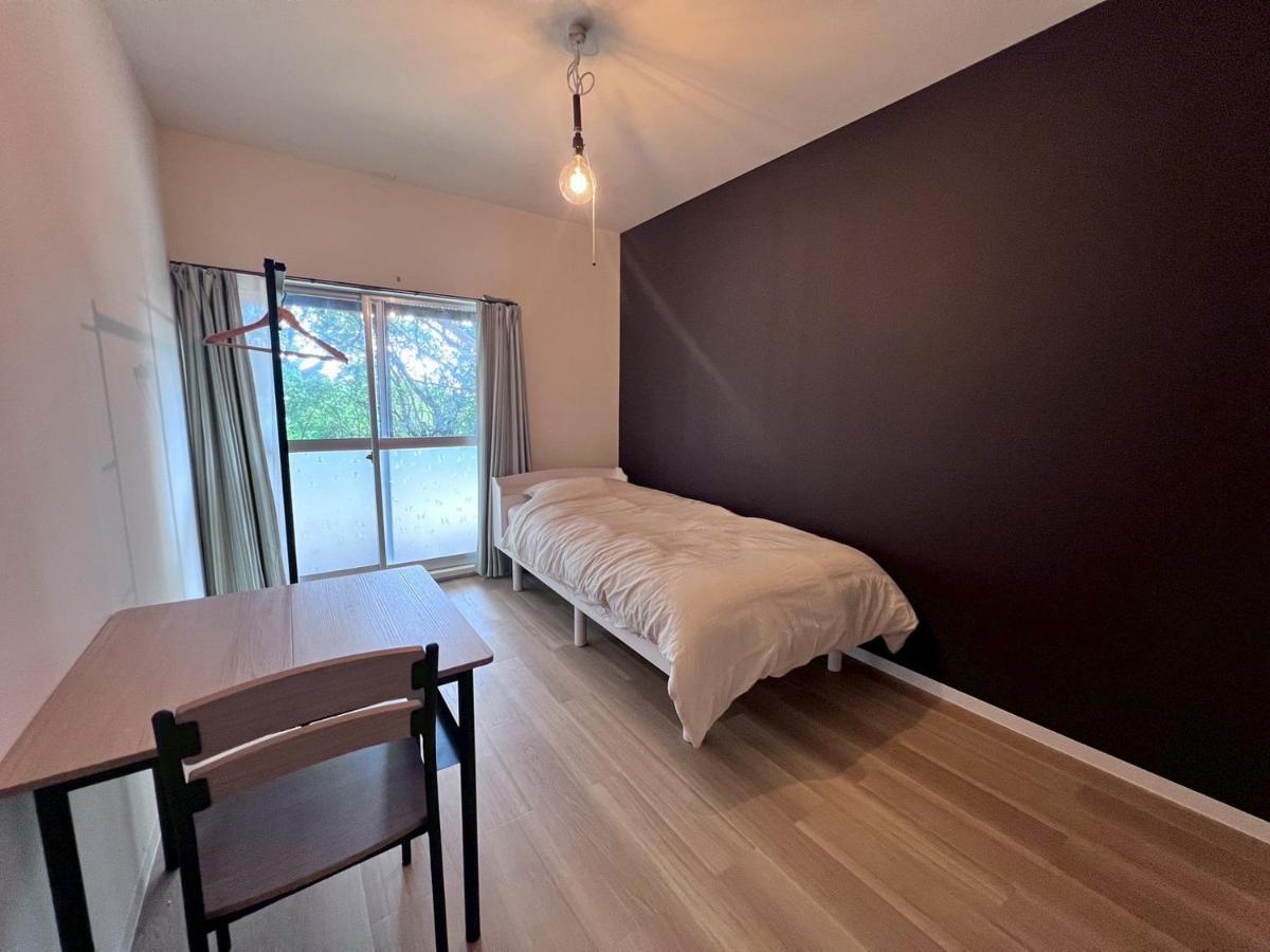 One-Bedroom Apartment with Balcony
