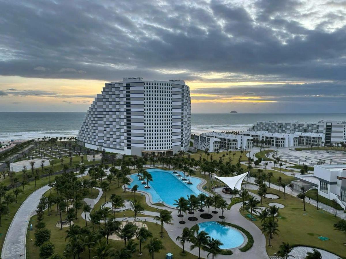 Condotel Beach at Bai Dai Cam Ranh - B&B