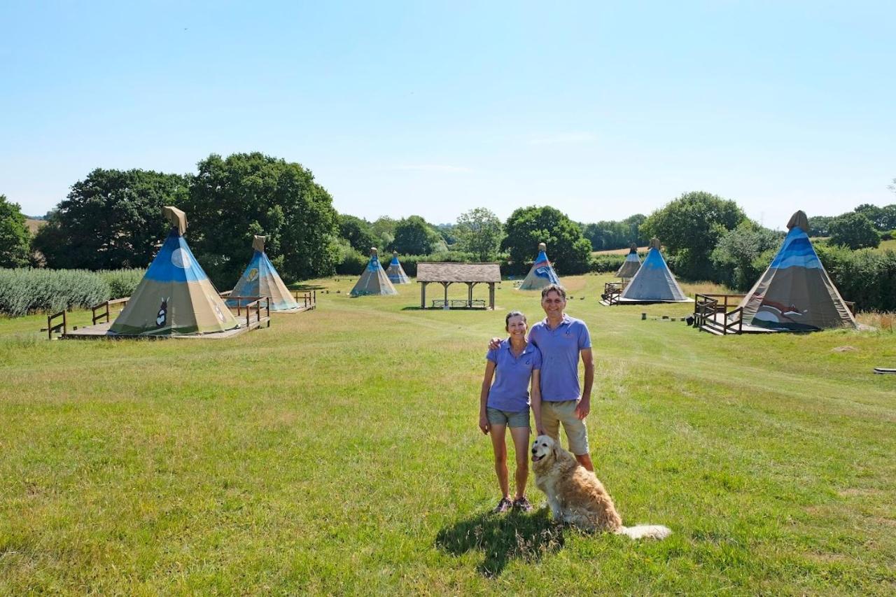 Big Sky Tipi Holidays - Bed and Breakfast Wartling