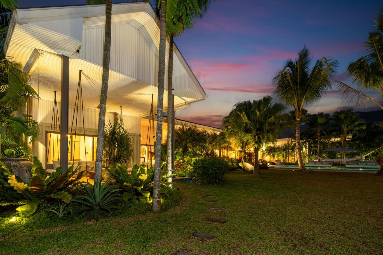 Contemporary Eden - Villa Jeladore, 5BR, Garden & Pool, near Laguna - B&B