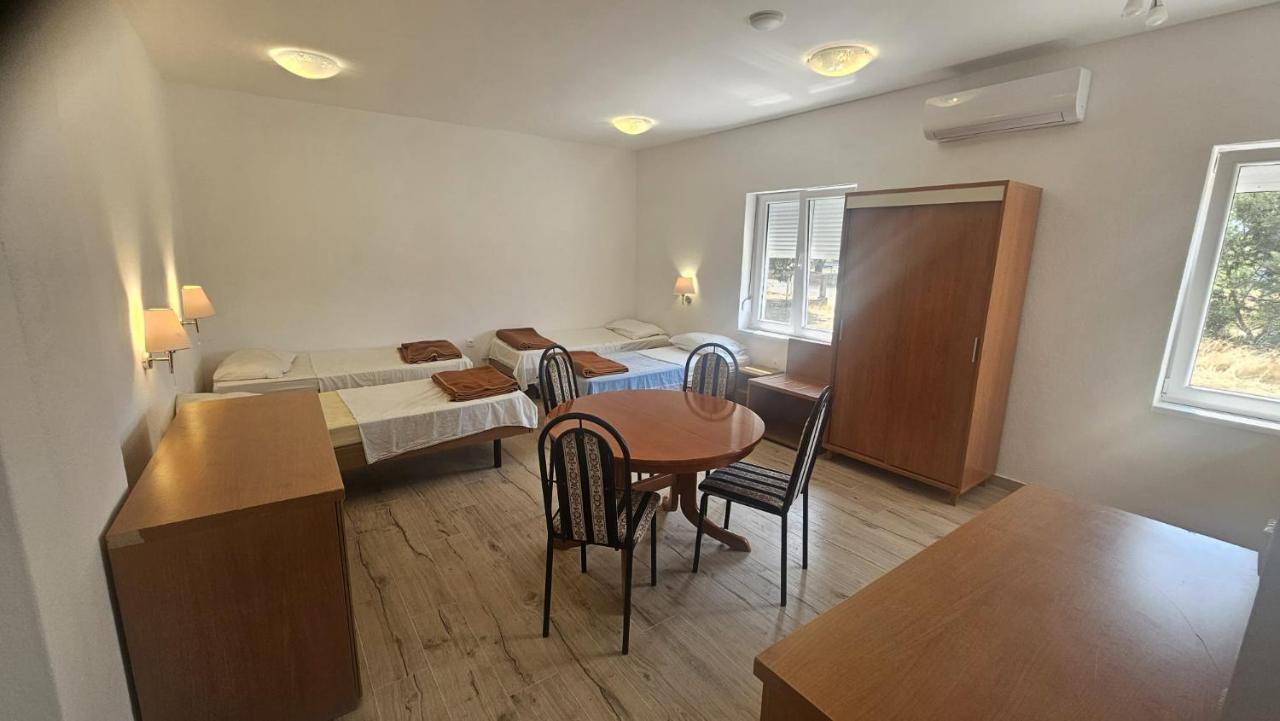Crvenkapica apartments - B&B