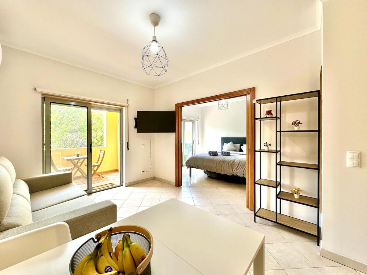 Apt MA - with pool - B&B Alcantarilha