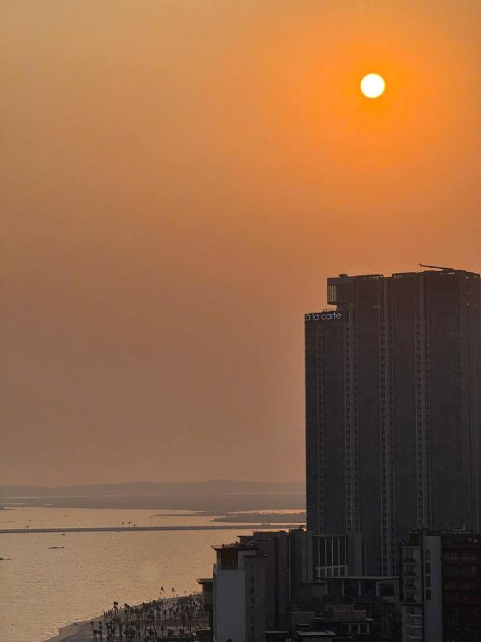 A La Carte Ha Long Bay - Sea View Apartment - B&B Hạ Long