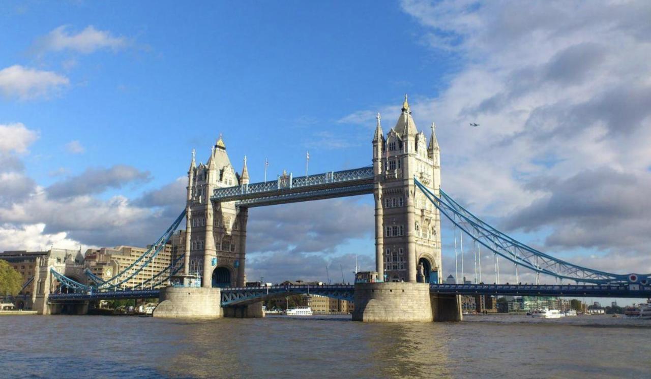 Luxury Skyline 2BR Apartment Central London - Ferienwohnung London