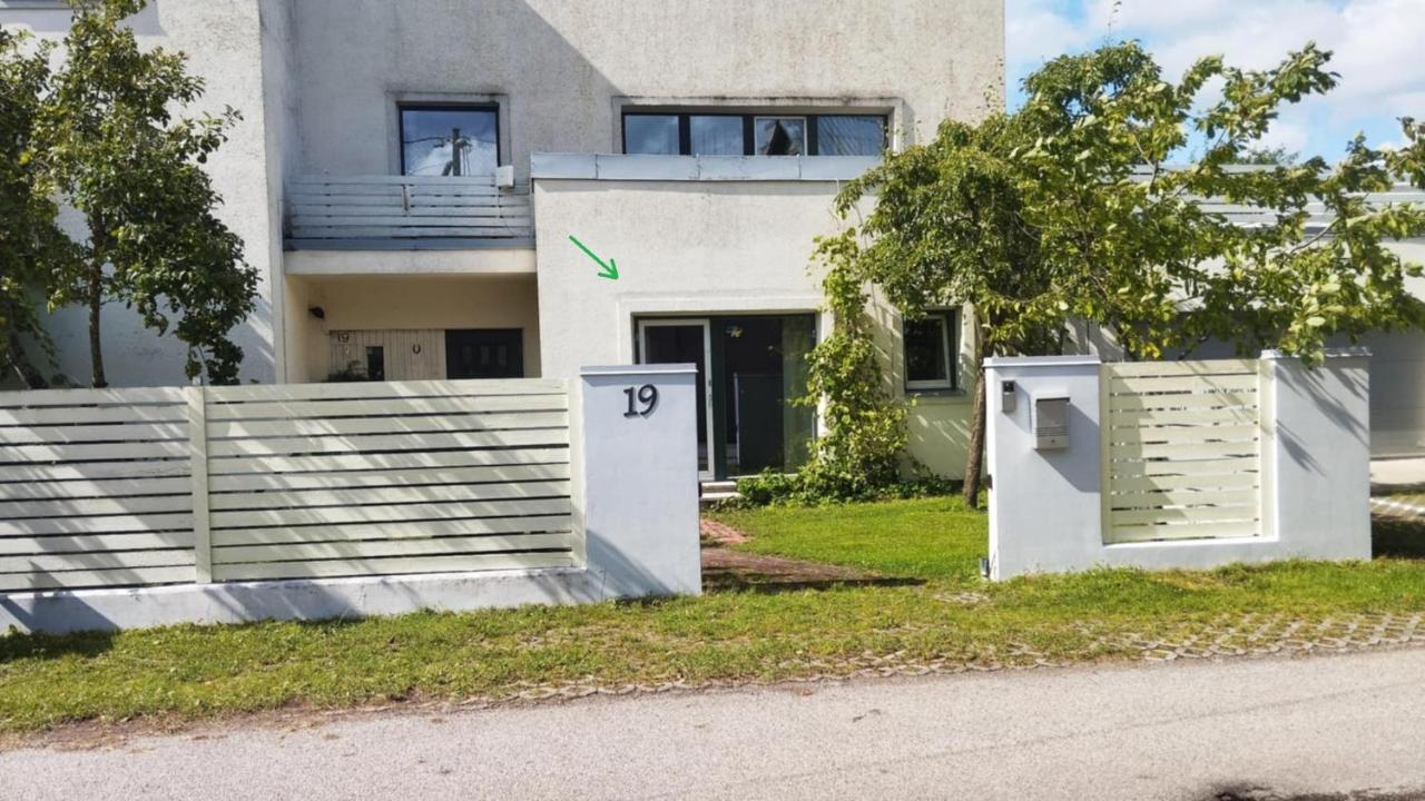 Pärnu suvemajutus Cozy Guest Wing with sauna - B&B