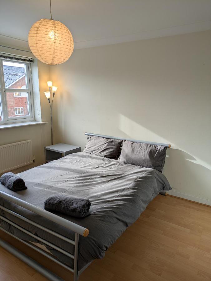 Comfortable Flat Close to Manchester Airport - B&B Manchester