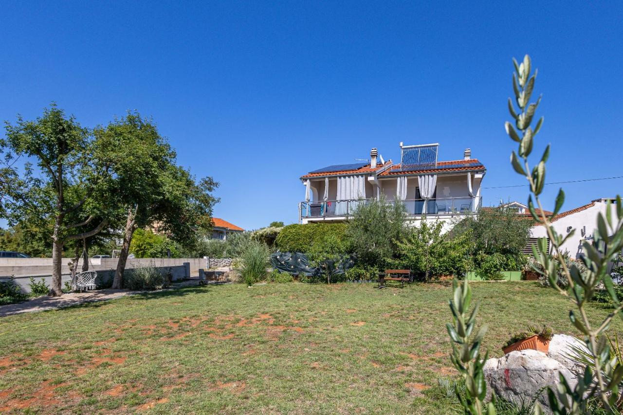 Apartments Aki - B&B Malinska