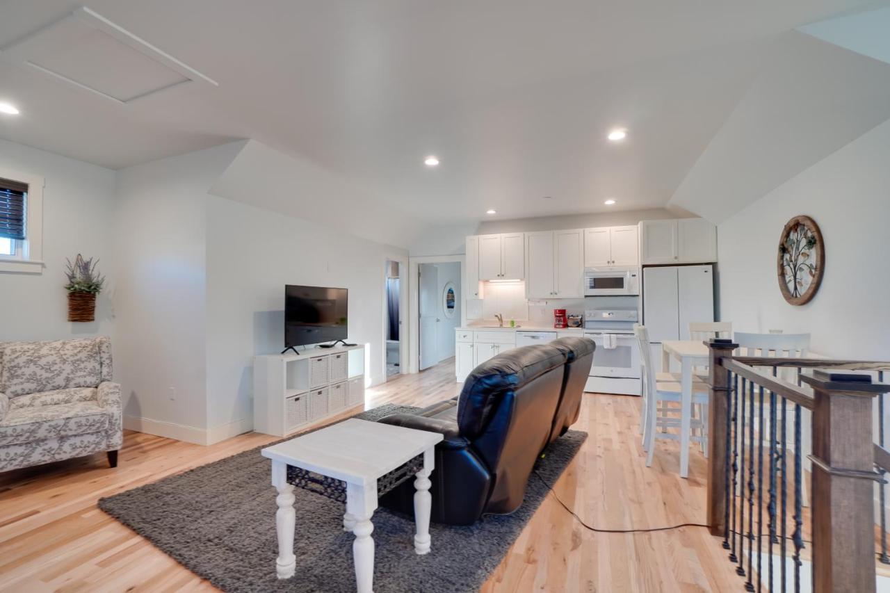 2 Mi to Town Castle Rock Retreat with Fireplace! - B&B