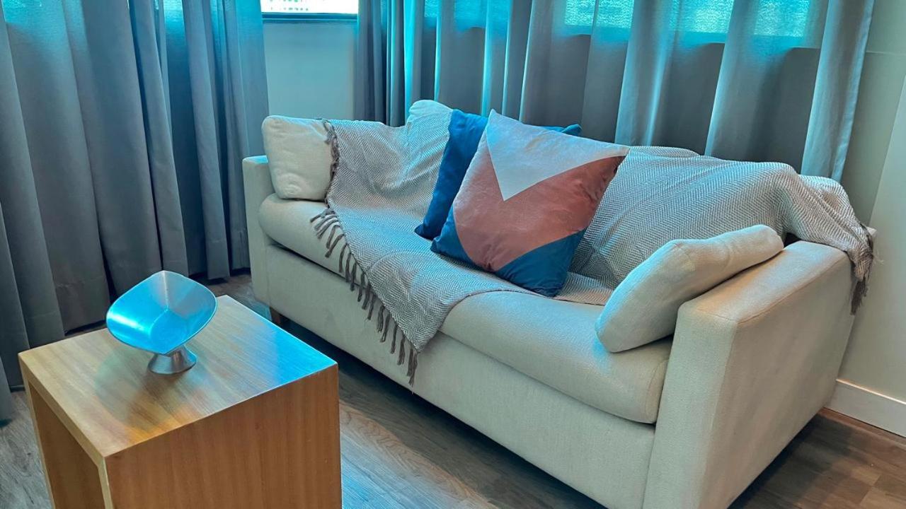 Flat Bahamas 9º andar, reformado e com vista - Bed and Breakfast Campo Grande