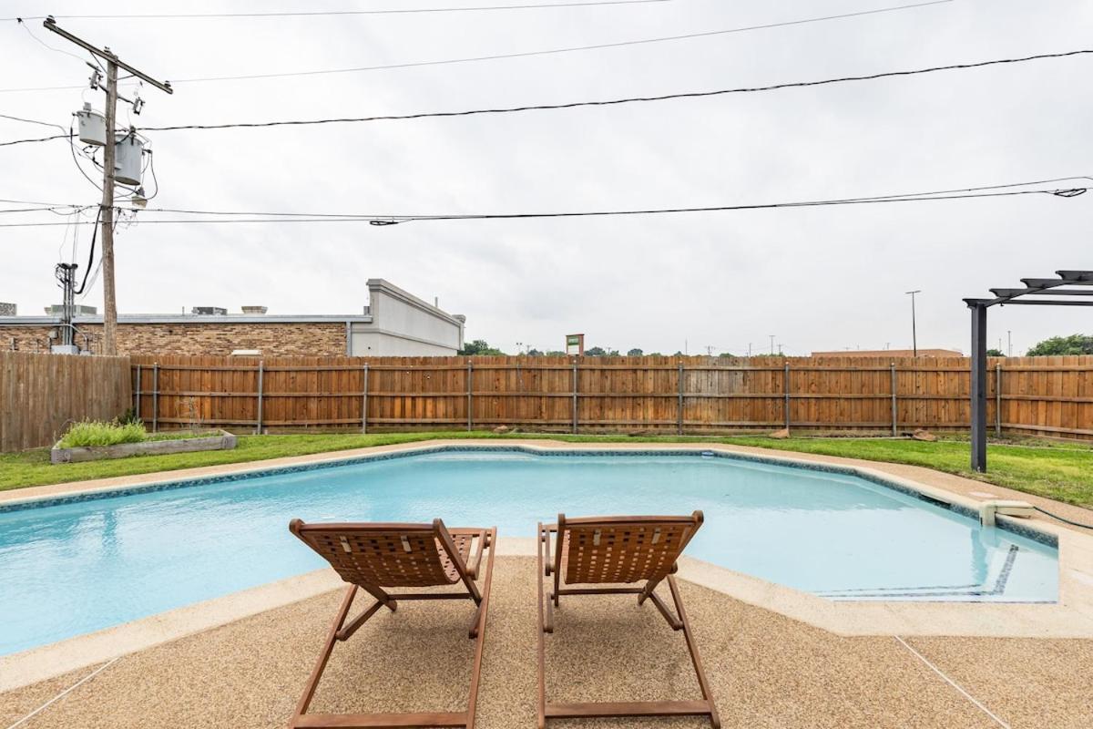 Texas Escape with pool & office - Ferienwohnung Hurst