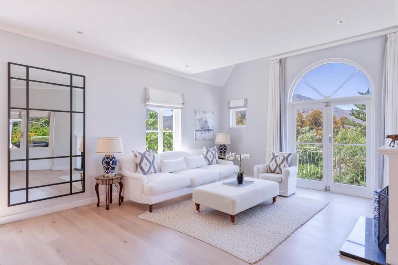 Sublime five bed property in glorious setting - B&B Città del Capo