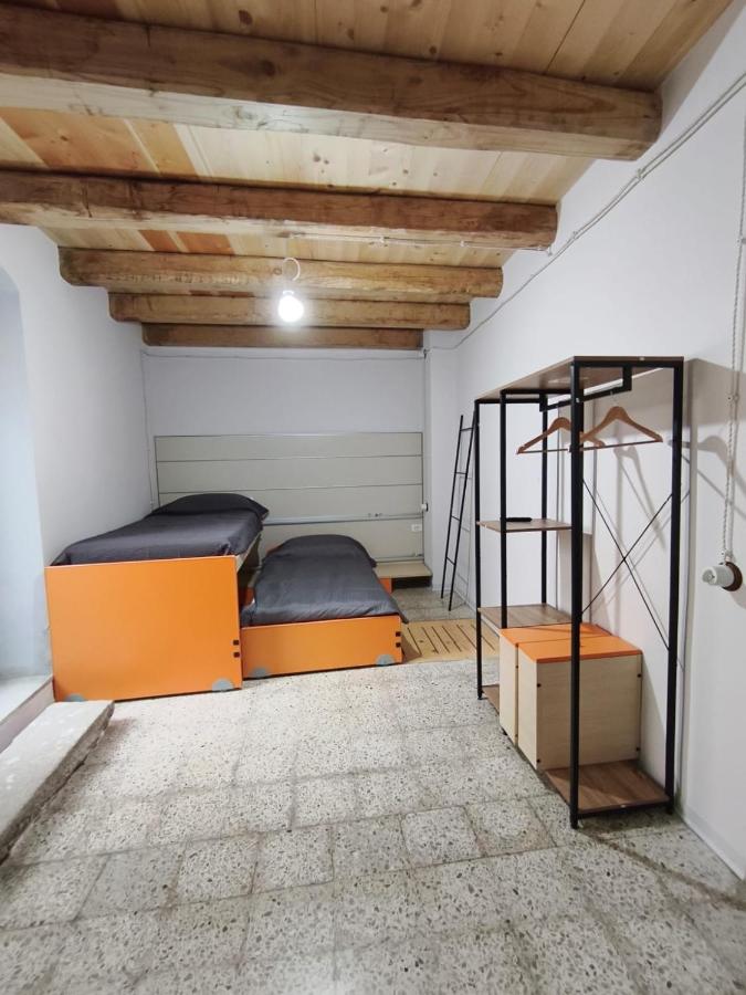 Camera Doppia con Letti Singoli