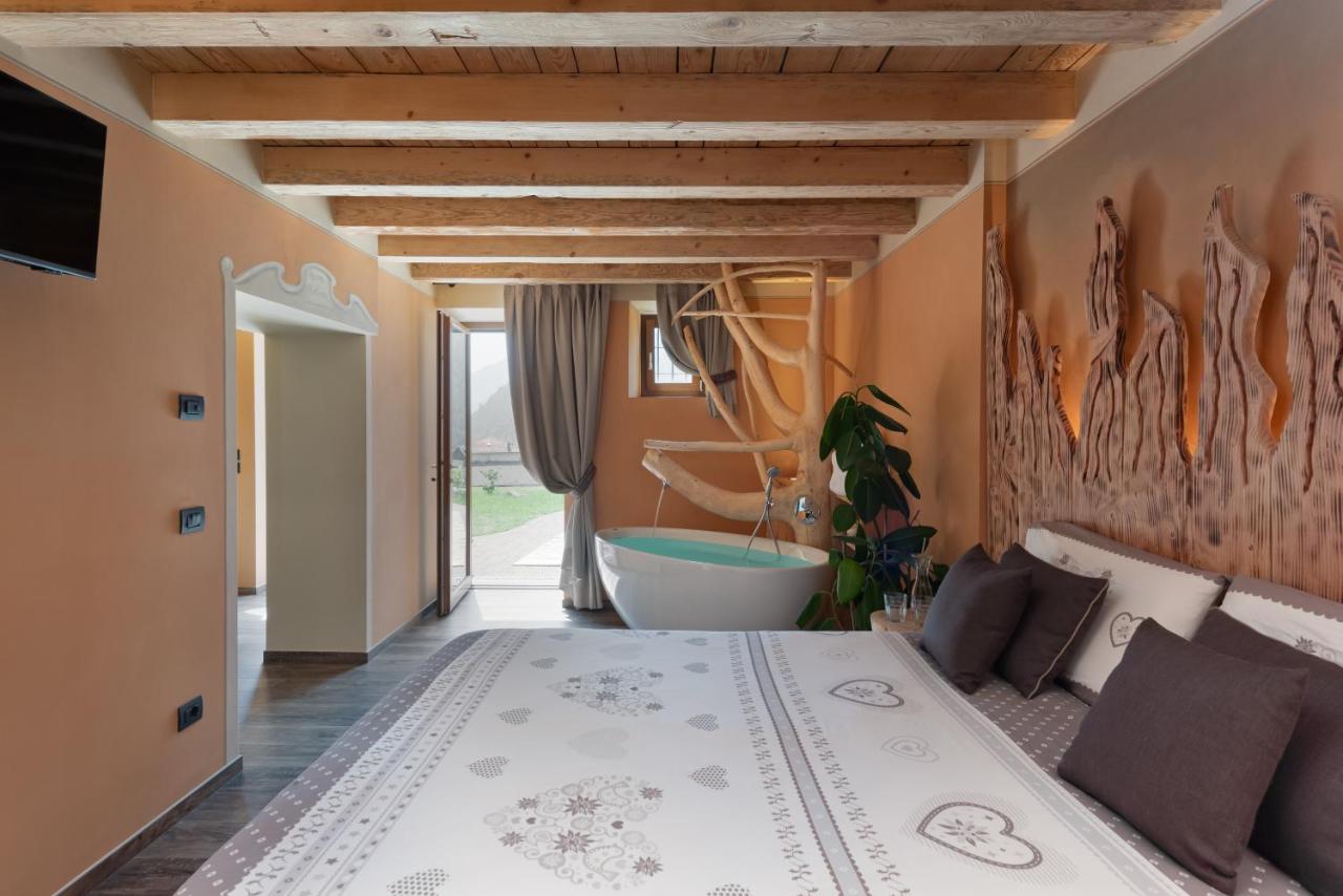Deluxe Doppelzimmer mit Badewanne