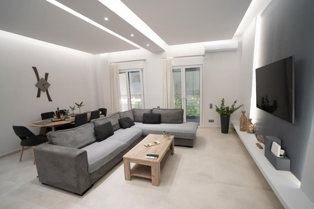Luxury Apartment in Lamia - B&B