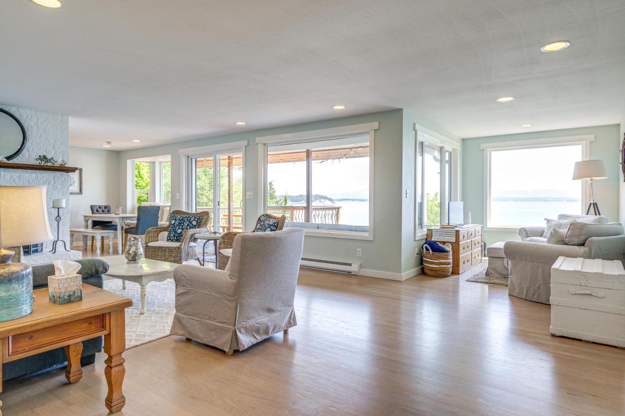 Mtn-View Camano Island Retreat Overlooking Beach - Ferienwohnung Camano