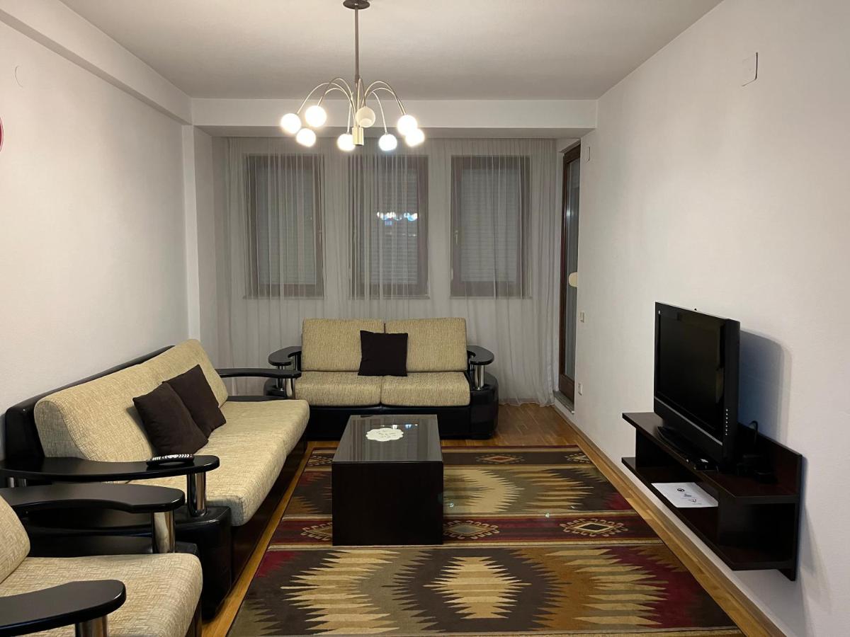 Two bedroom apartment in Sunny Hill neighbourhood - B&B Prishtina