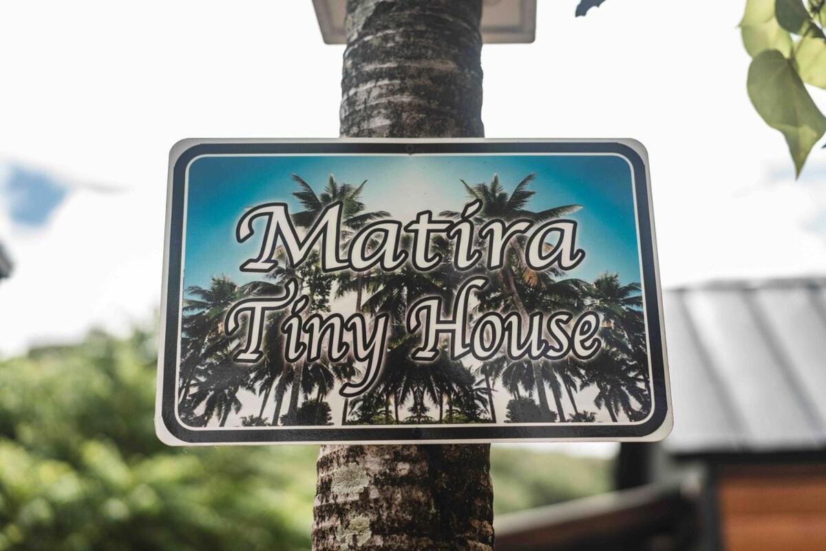 Matira TINY HOUSE 1 - Bed and Breakfast Paripari