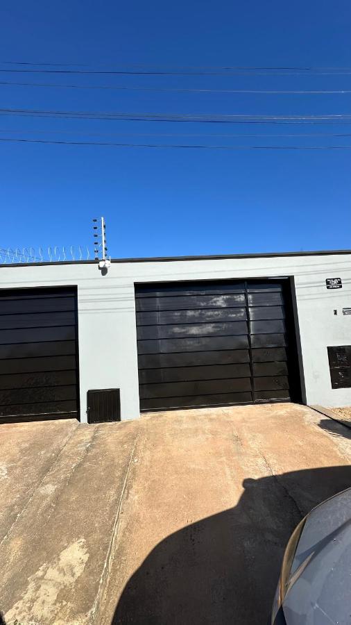 Excelente casa com piscina e 2 quartos proximo da rodoviária e aeroporto - B&B Palmas