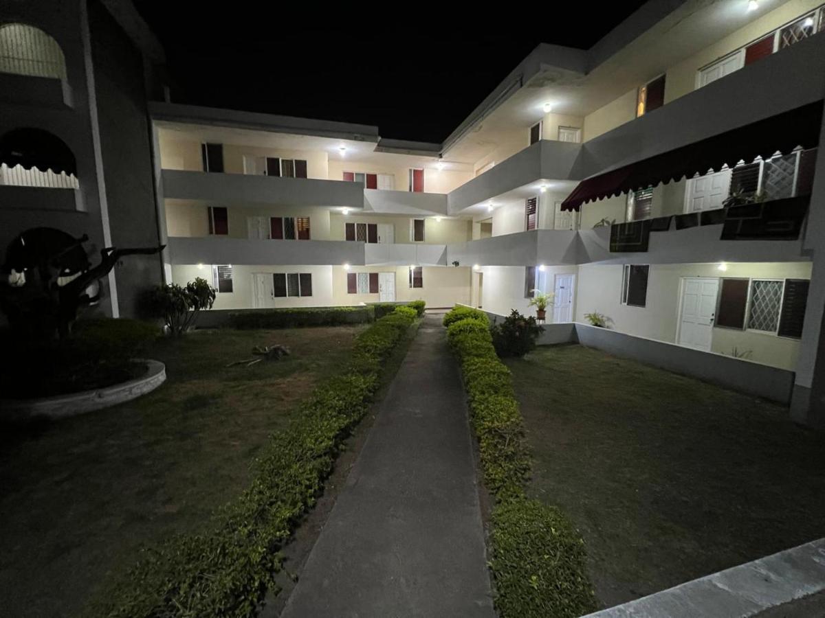 Welcome to the Central Comfort - B&B Kingston