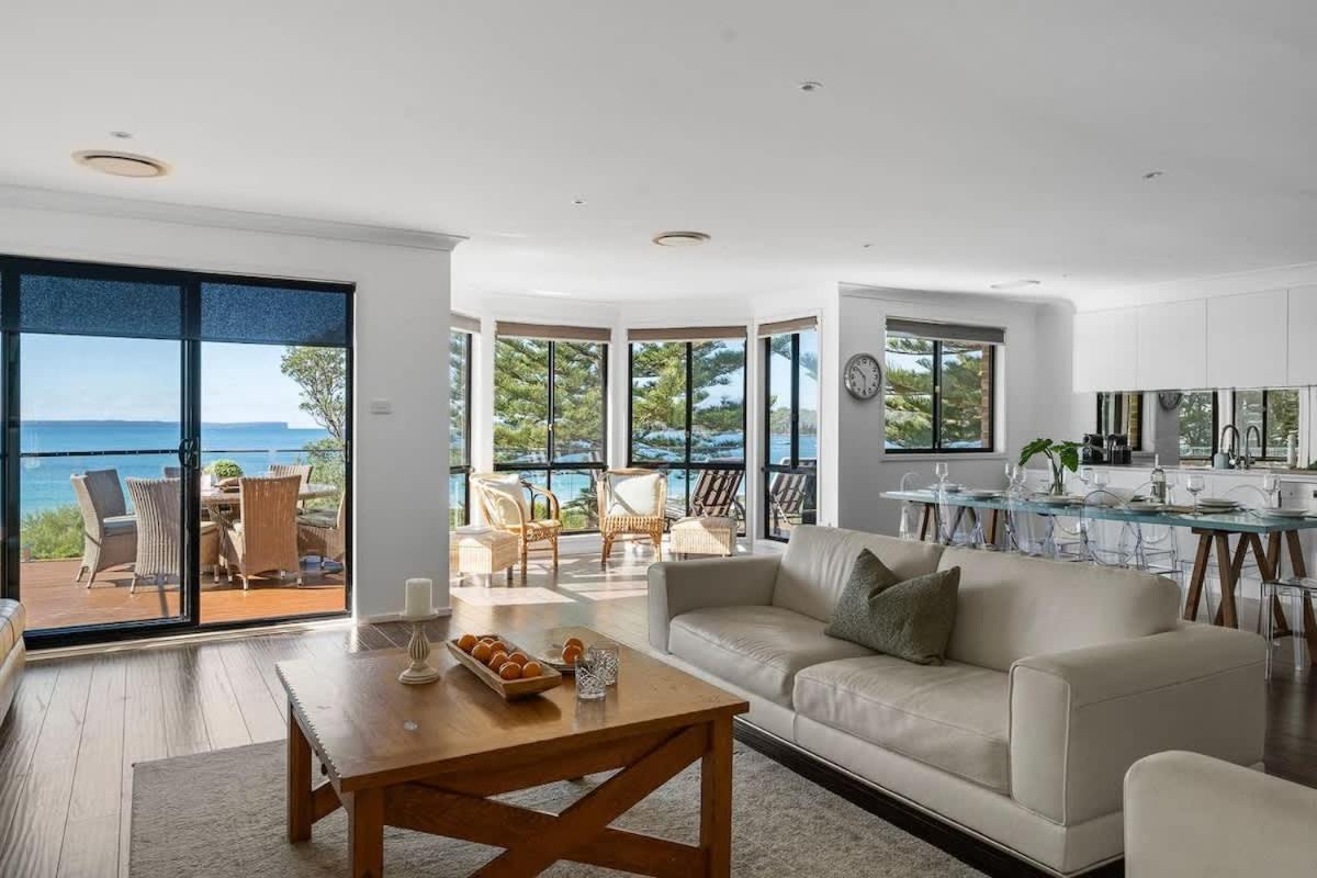 Seaside Escape - direct Collingwood Beach access - B&B