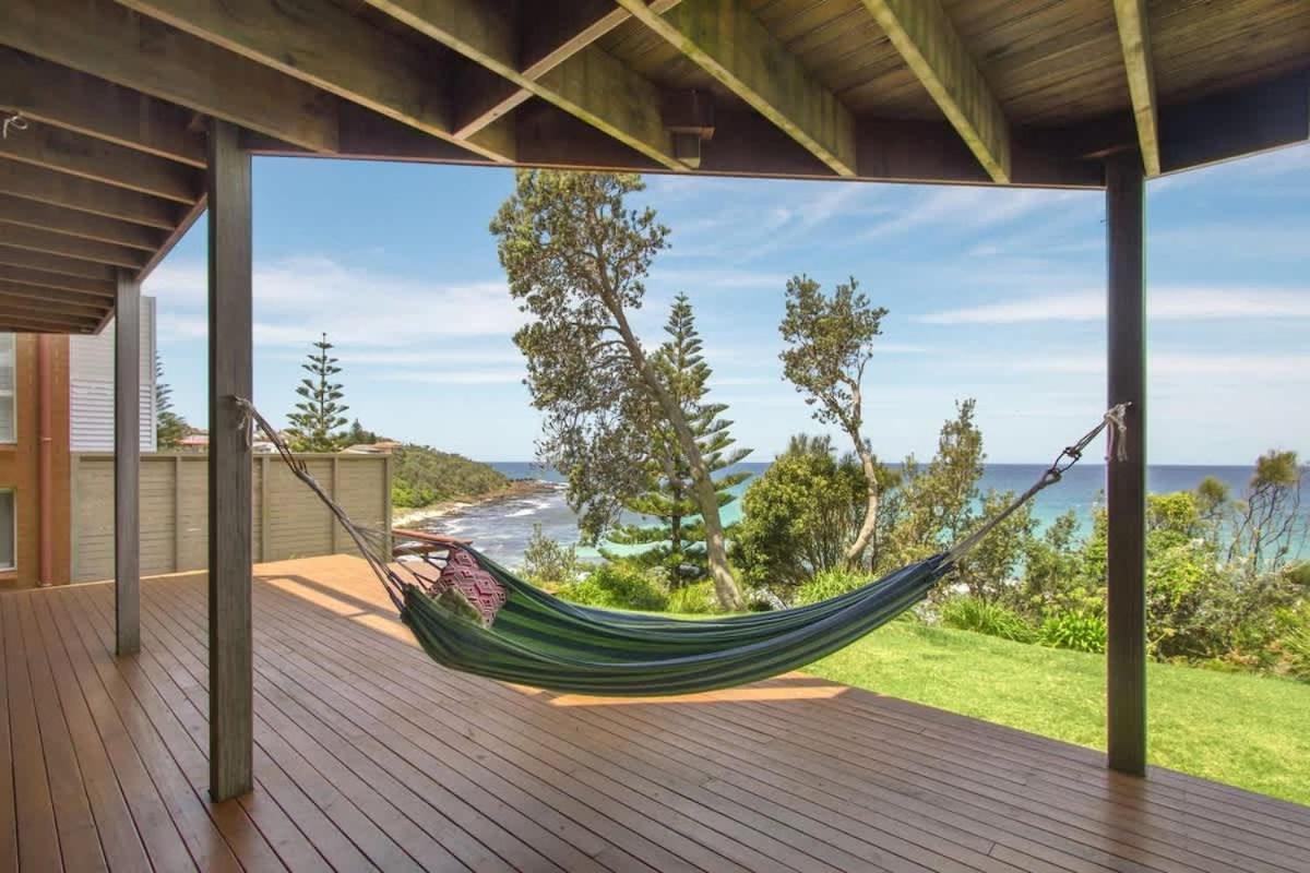 Sticks by the Sea - pet-friendly coastal home - B&B