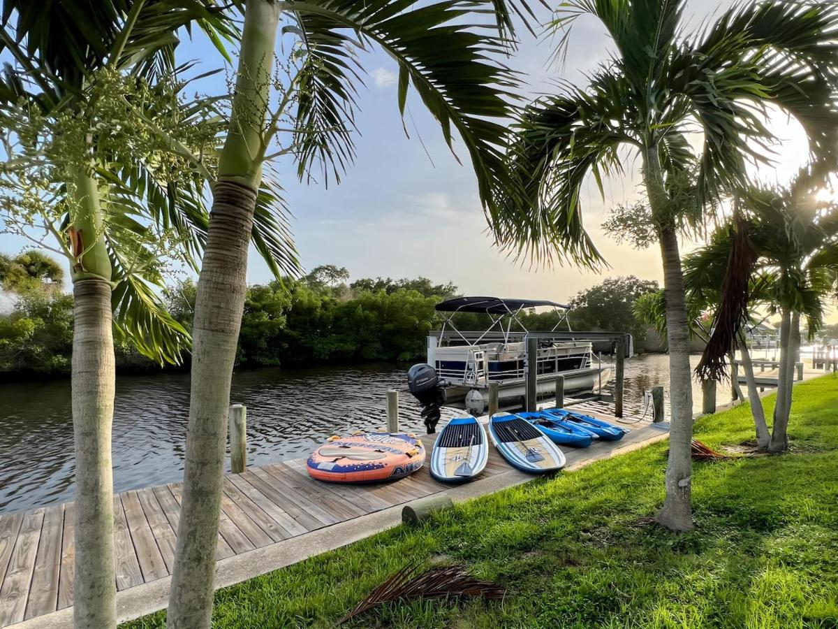 House With A BoatYour Private Waterfront Resort - Ferienwohnung Port Charlotte
