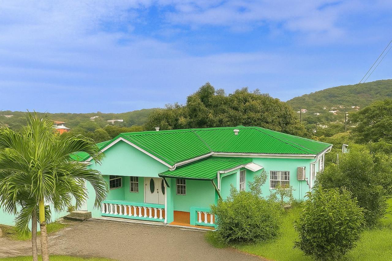 Tropical Breeze Grenada - B&B