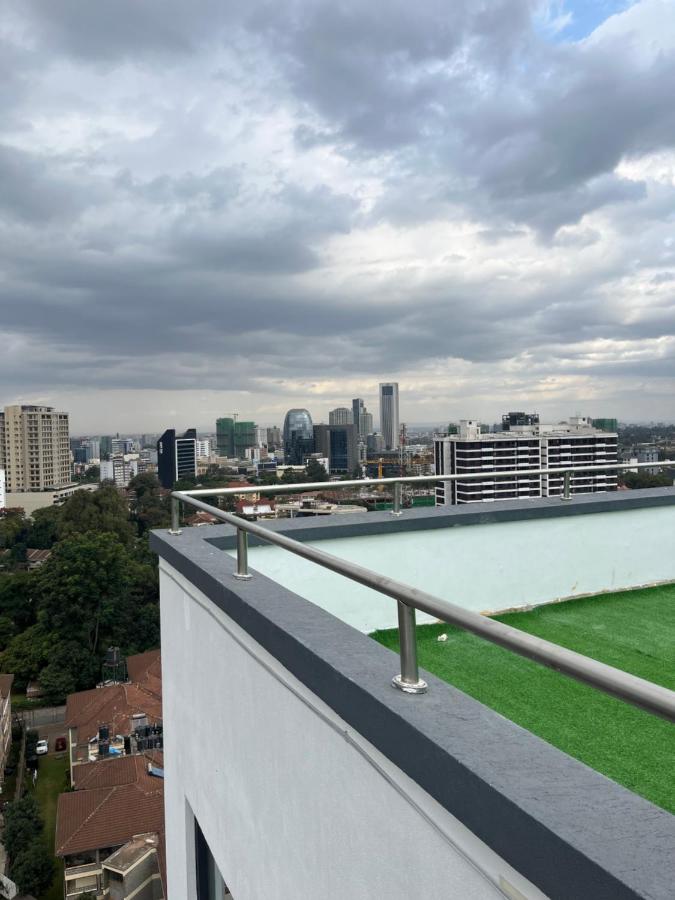 Westlands - Haus of Joe , Luxurious One-bed with a Pool & Gym, Nairobi Expressway views Closer to the UN and Sarit center - Ferienwohnung Nairobi
