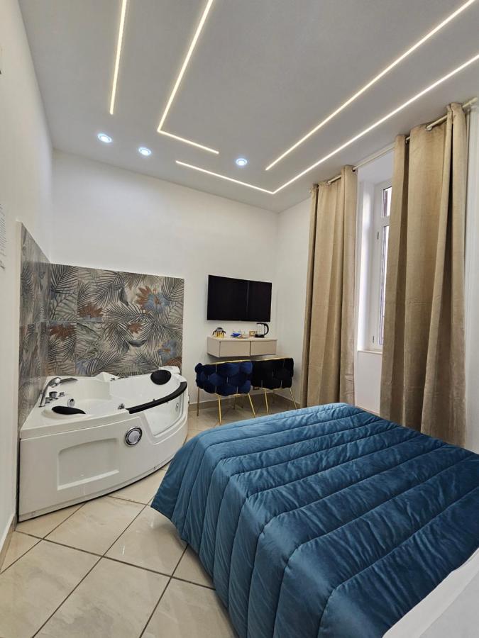 Deluxe Double Room with Bath
