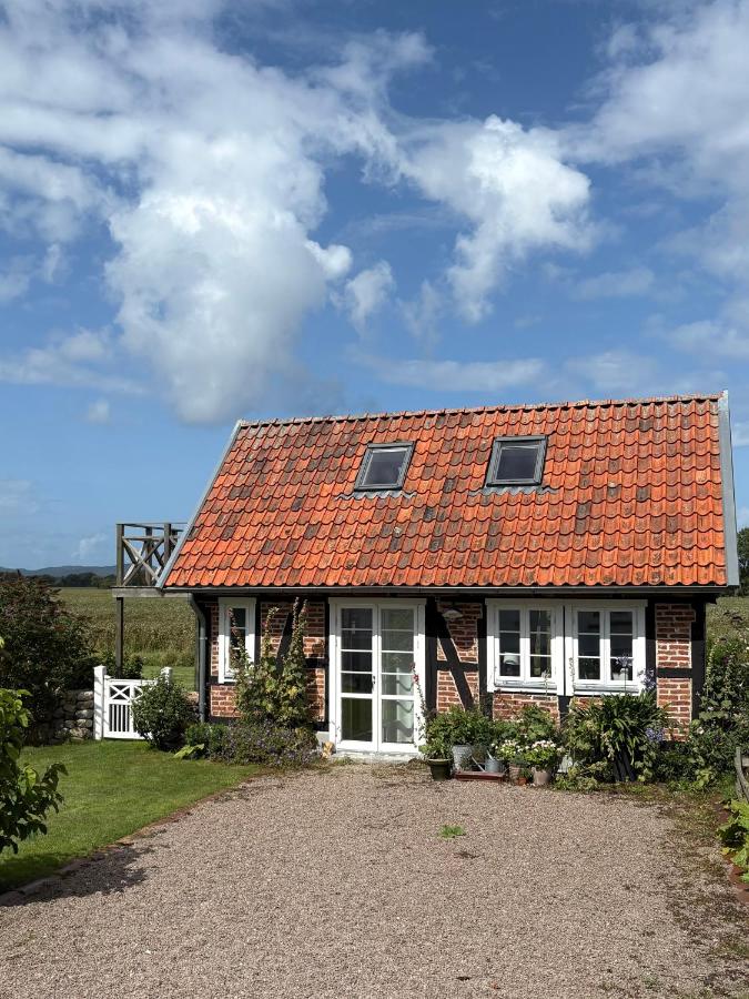 Hönshuset Kullabygden - B&B