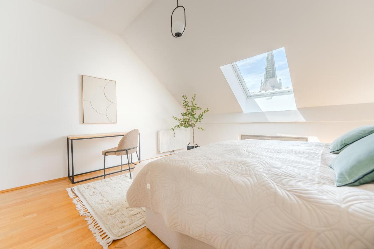 Hakuna Eli Penthouse Terrace CityView - B&B Graz
