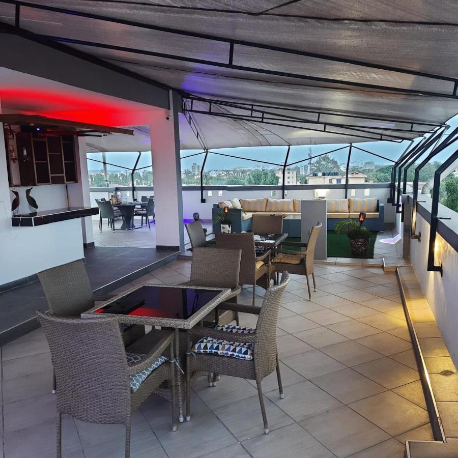 S&J Luxury Homes Mombasa - B&B