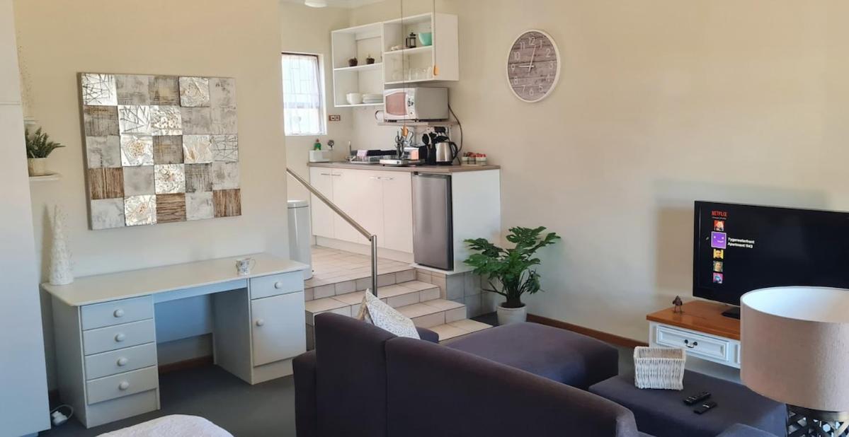 Cozy studio flat in Goodwood - Chambres d’hôtes Goodwood