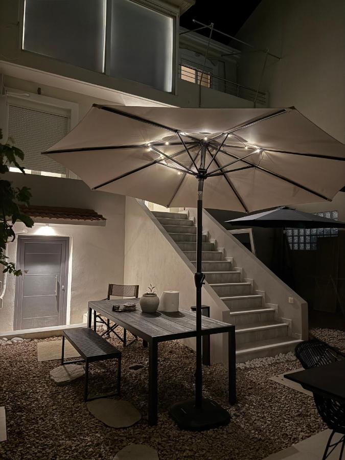 Komi beach Maisonette - B&B Kómi