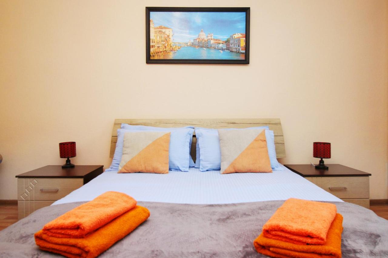 Меркур возле Аэропорта - Ferienwohnung Almaty