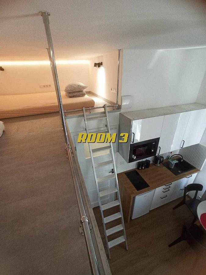 Studio - Split-Level