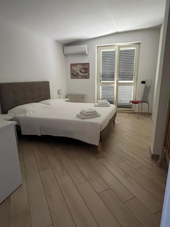 Apartment mit 2 Schlafzimmern und Terrasse