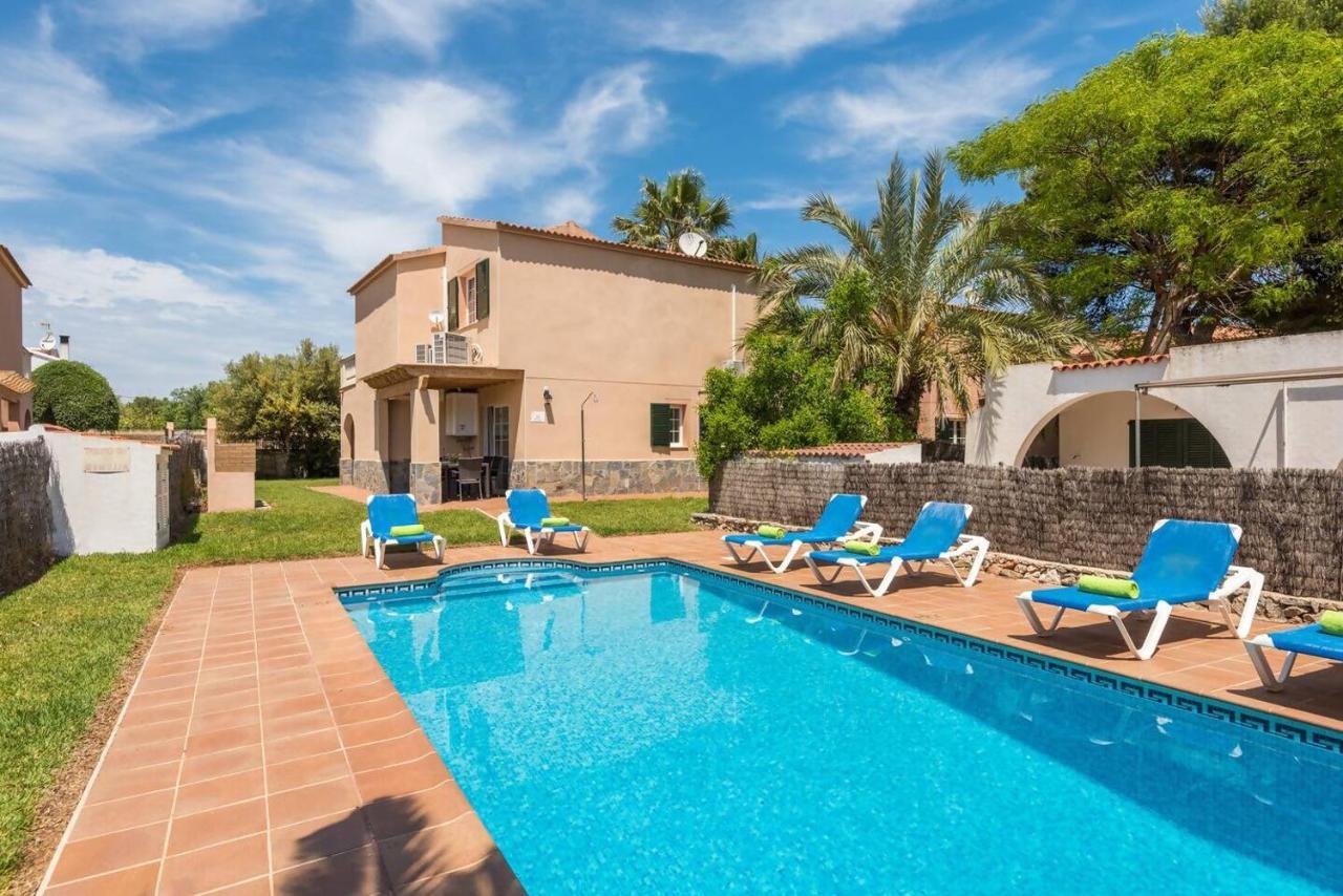 Villa Judith En Menorca - B&B Son Carrió