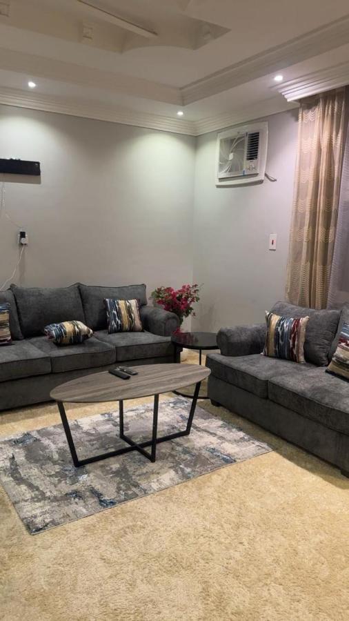 شقة حي الموظفين ابها - Bed and Breakfast Abha