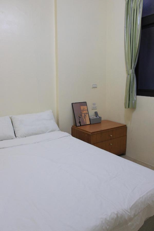 Standard Double Room with Shared Bathroom